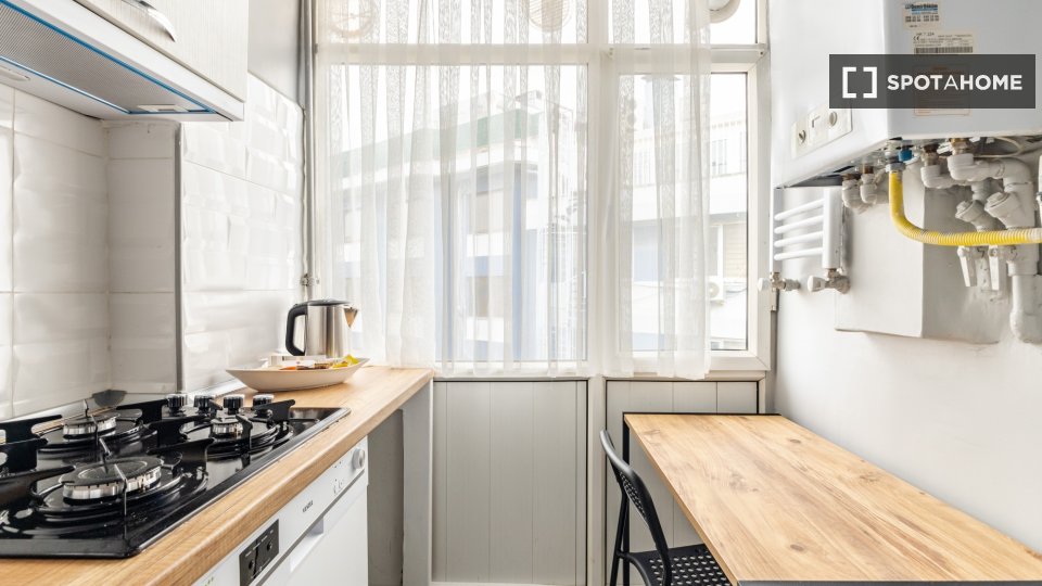 Apartment Istanbul, 1 bed — photo 8