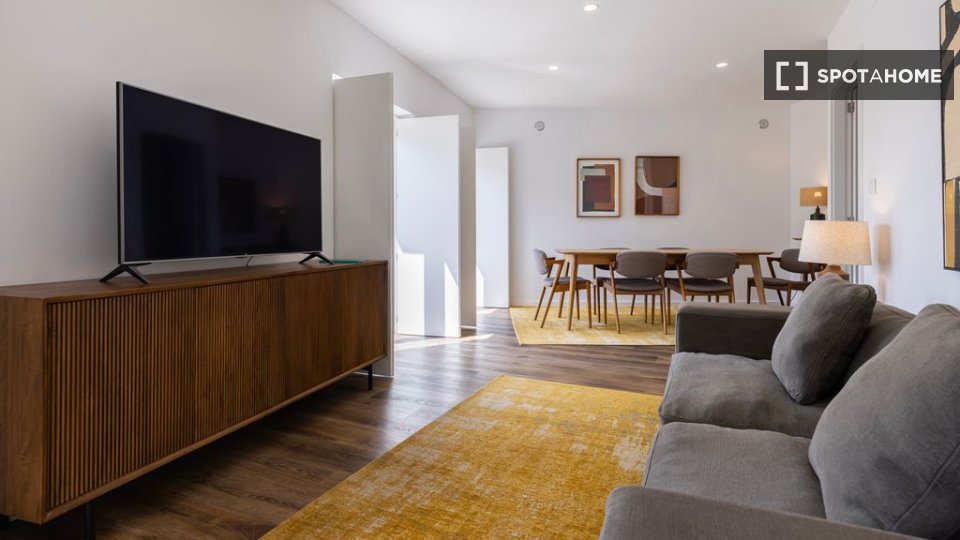 Apartment Lisbon, 3 beds — photo 8