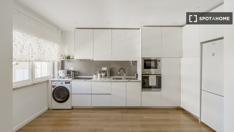 Apartment Lisbon, 2 beds — photo 3