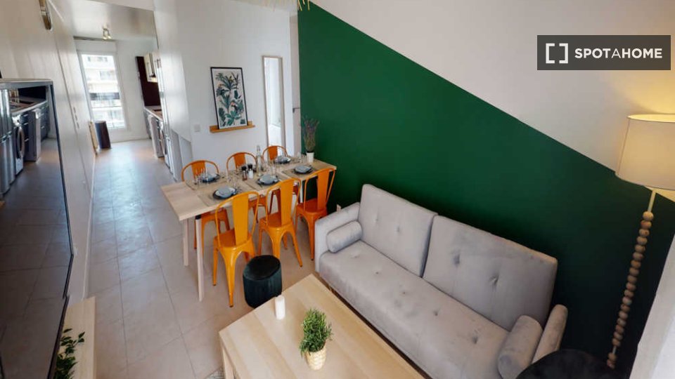 Double room Paris, 6 beds, 140m² — photo 3