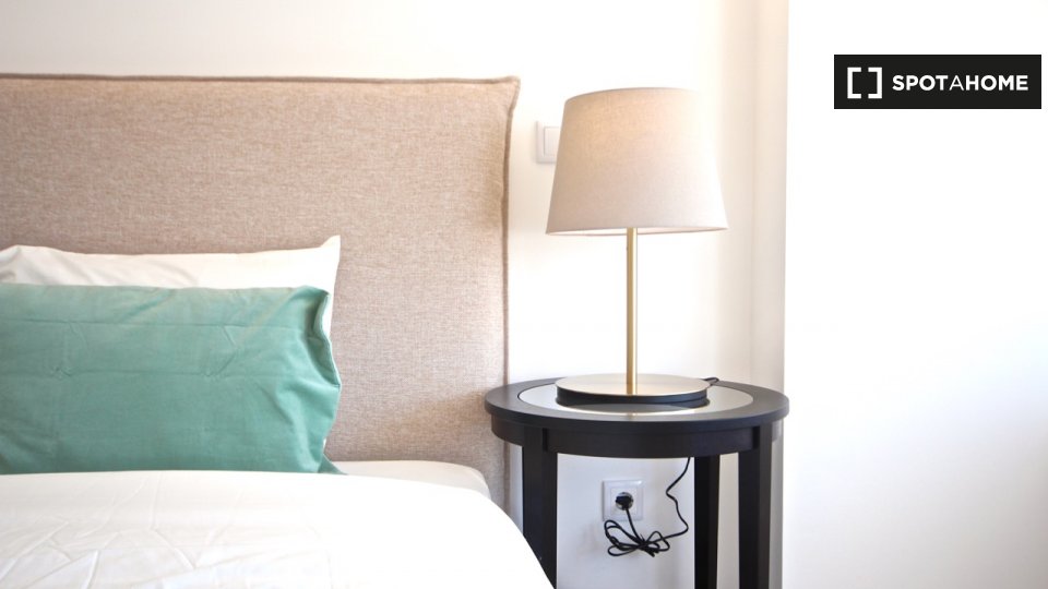 Apartment Lisbon, 1 bed — photo 14