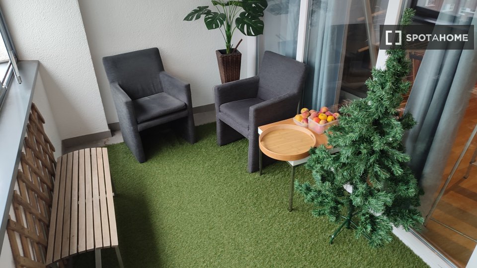 Double room Hamburg, 3 beds, 144m² — photo 2