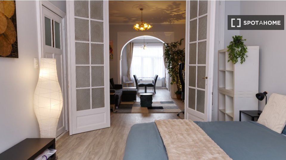 Apartment Brussels, 1 bed, 125m² — photo 3
