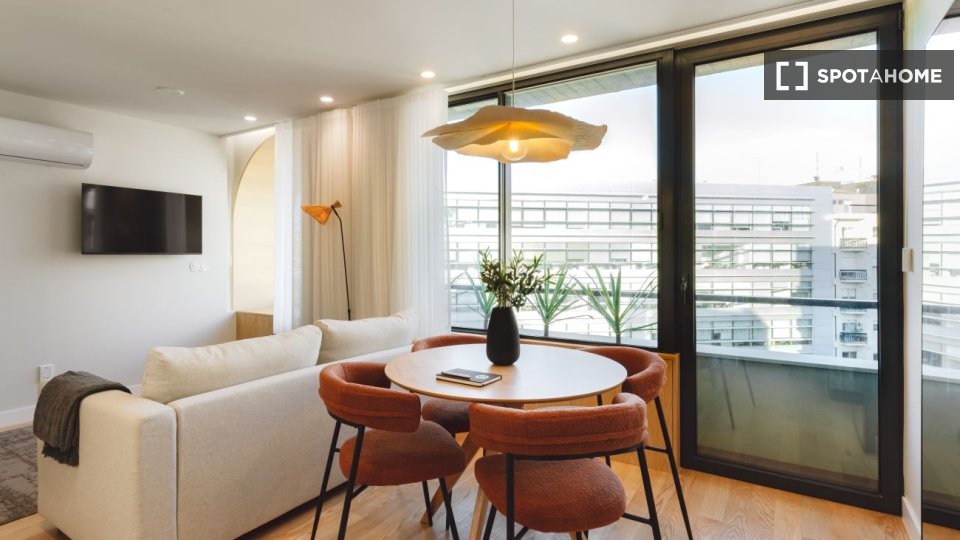 Apartment Porto, 1 bed, 60m² — photo 18