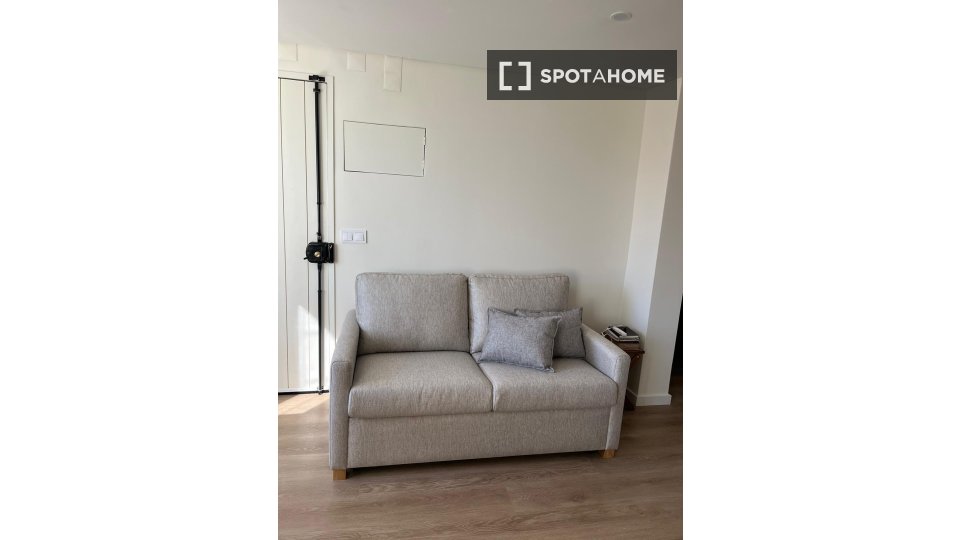 Apartment mono Lisbon, 35m² — photo 3