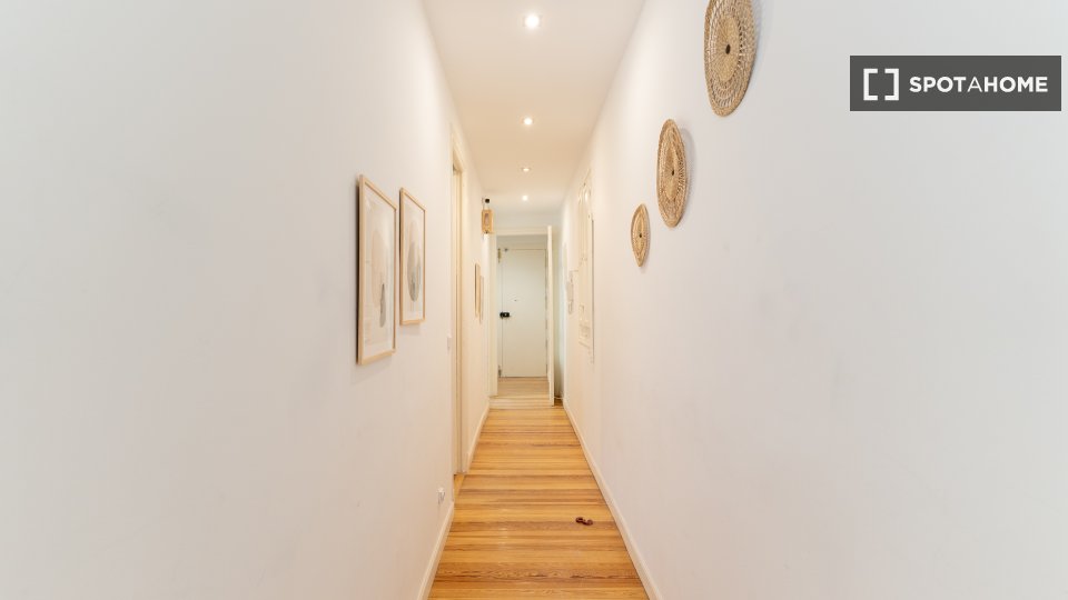 Double room Madrid, 4 beds — photo 3