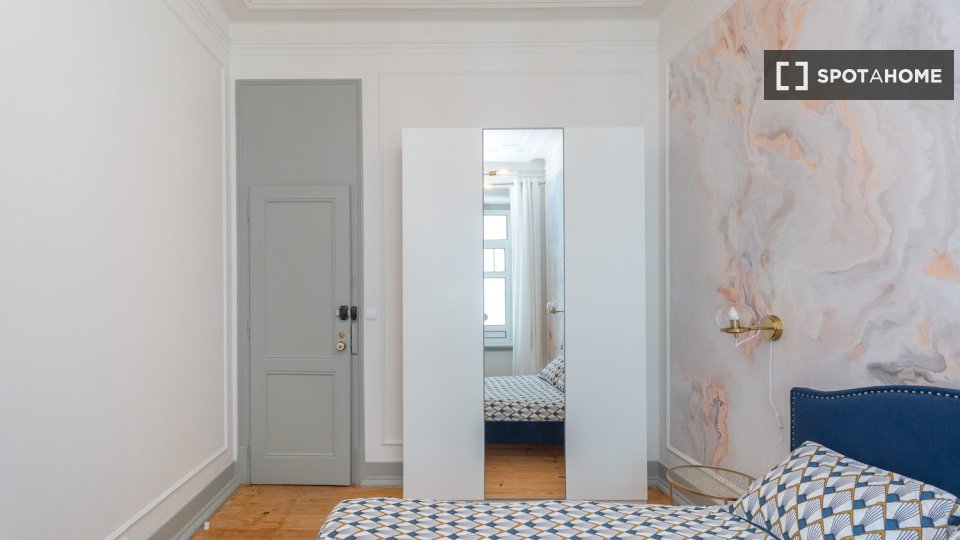 Double room Lisbon, 6 beds — photo 6