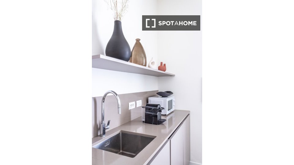 Apartment Milan, 1 bed — photo 11