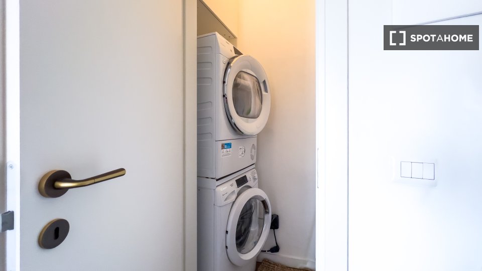 Apartment Milan, 2 beds, 70m² — photo 9