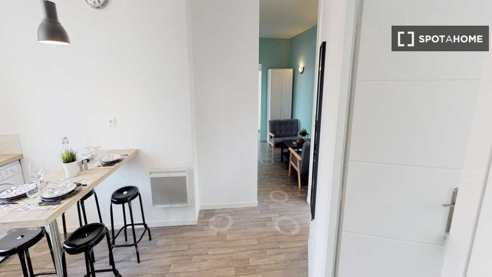 Double room Lille, 4 beds, 80m² — photo 5