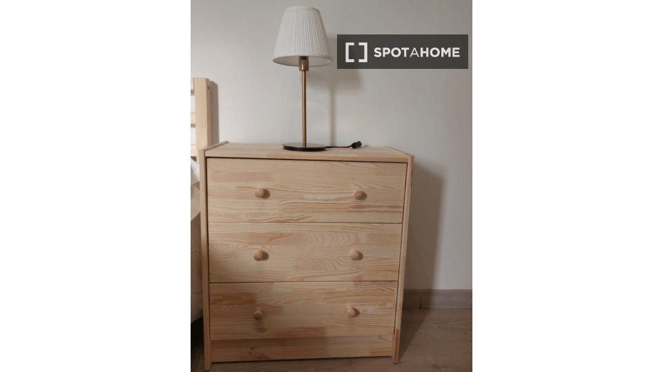 Double room Madrid, 4 beds, 95m² — photo 15