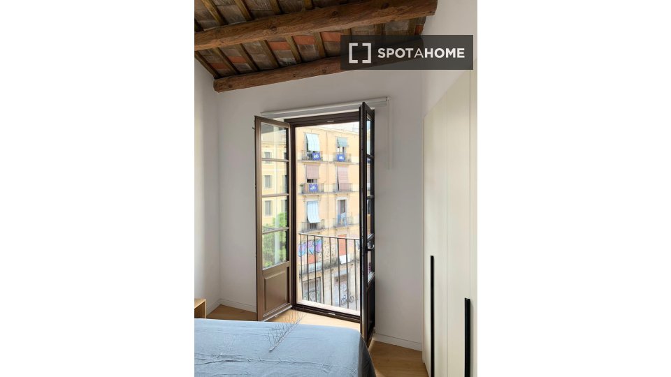 Apartment Barcelona, 2 beds, 85m² — photo 15