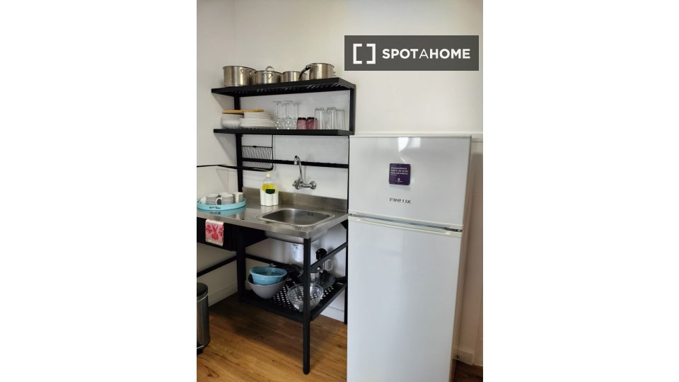 Apartment mono Lisbon, 62m² — photo 15