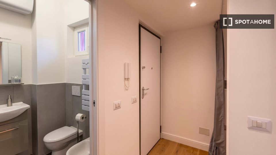 Apartment Milan, 1 bed, 55m² — photo 14