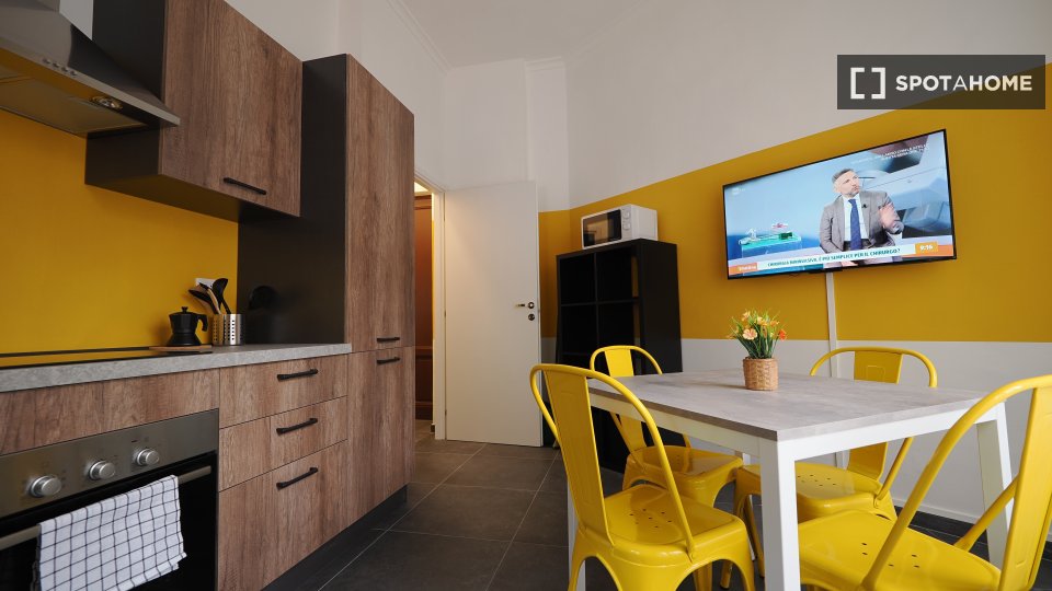 Double room Turin, 2 beds — photo 5