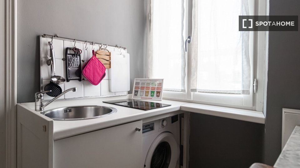 Apartment Milan, 1 bed, 52m² — photo 9