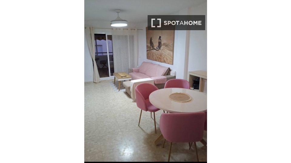 Piso de 2 dormitorios en alquiler en Málaga