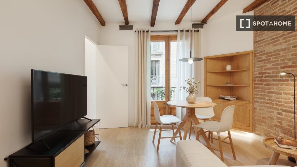 Apartment Barcelona, 1 bed, 27m² — photo 10