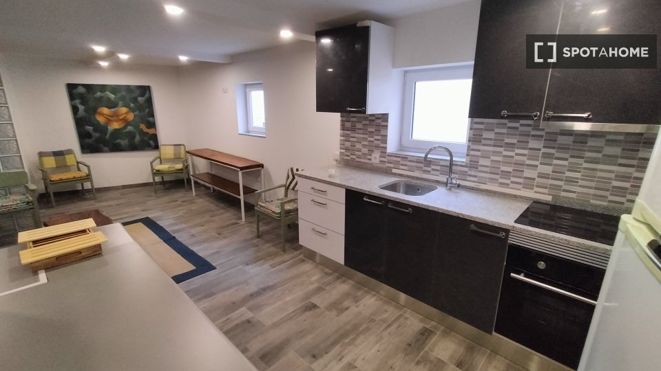 Apartment Porto, 3 beds, 120m² — photo 19