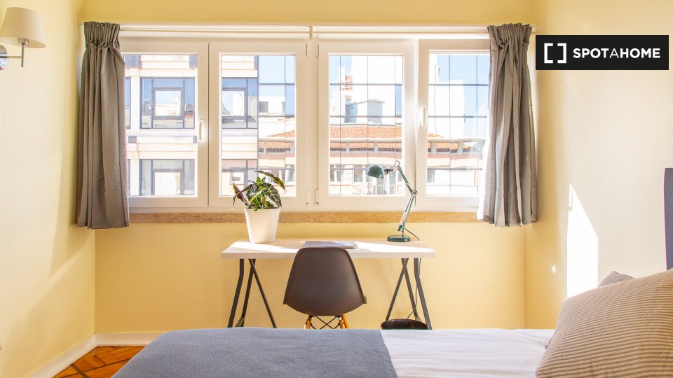 Double room Lisbon, 6 beds — photo 2