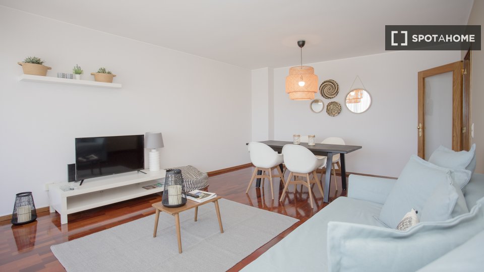 Apartment Porto, 1 bed, 55m² — photo 4