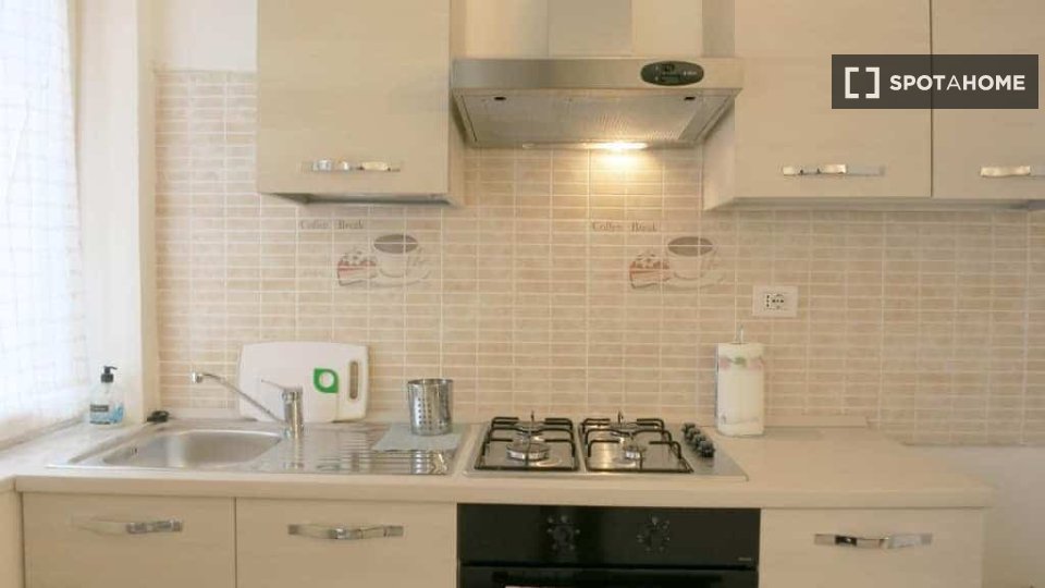 Apartment Milan, 1 bed — photo 11
