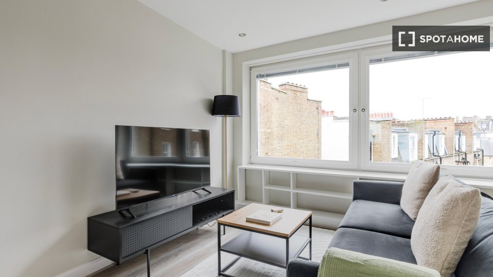 Apartment London, 2 beds — photo 9