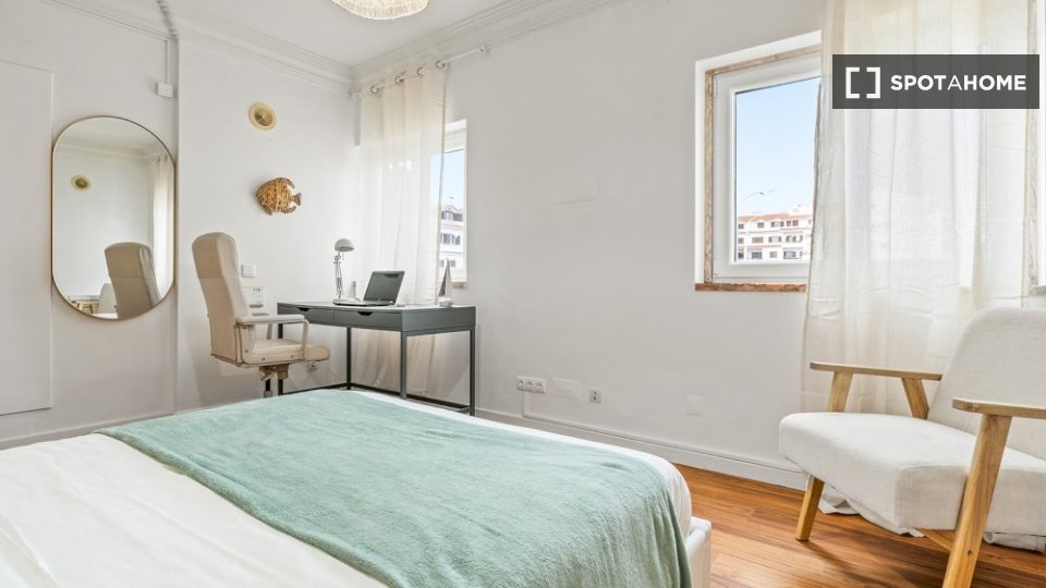 Double room Lisbon, 9 beds — photo 3