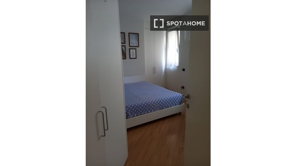 Double room Milan, 2 beds, 73m² — photo 7
