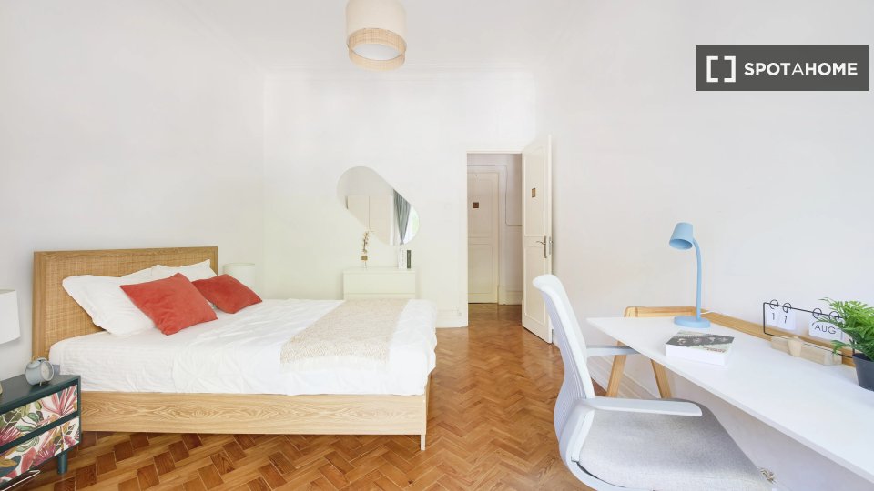 Double room Lisbon, 10 beds — photo 3