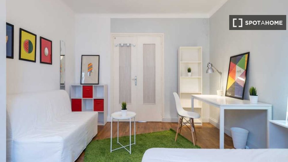 Double room Lyon, 4 beds, 80m² — photo 4