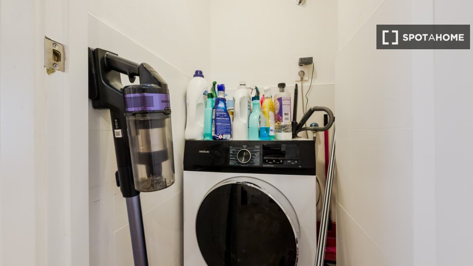 Apartment Barcelona, 3 beds, 105m² — photo 24