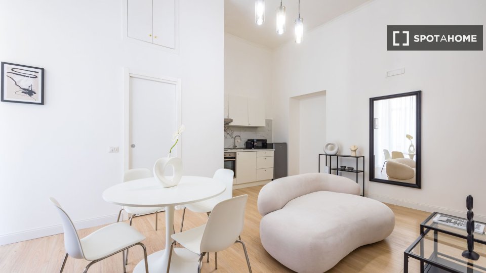 Apartment Naples, 1 bed, 57m² — photo 11
