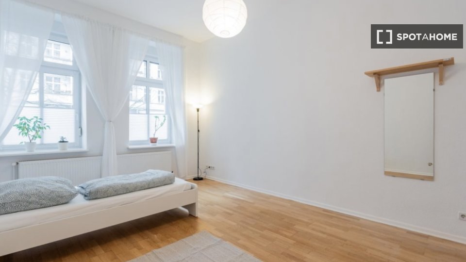 Apartment Berlin, 4 beds, 102m² — photo 4