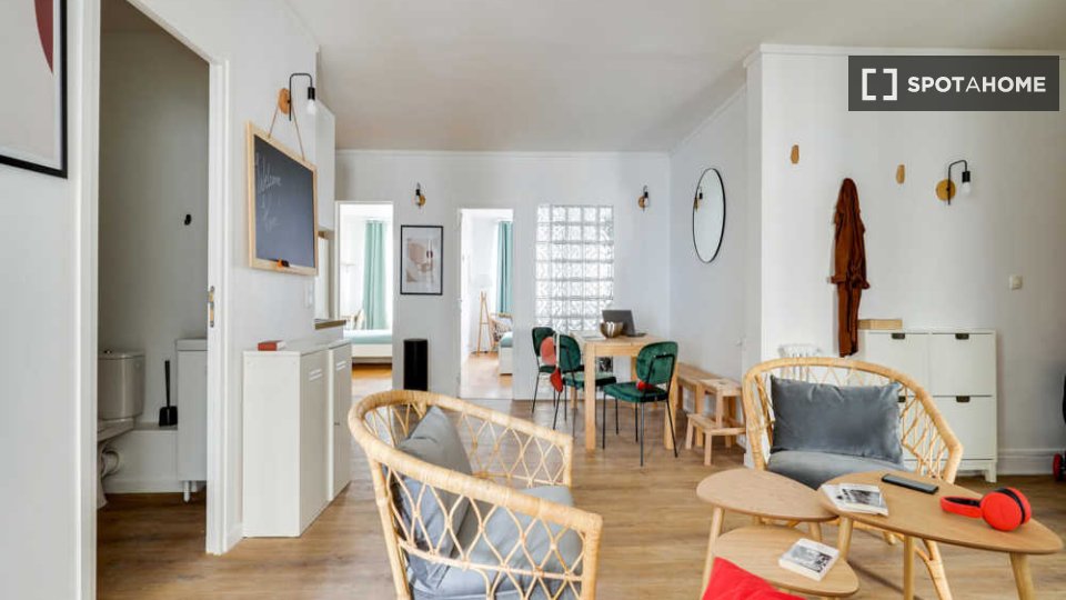 Double room Paris, 5 beds, 130m² — photo 9