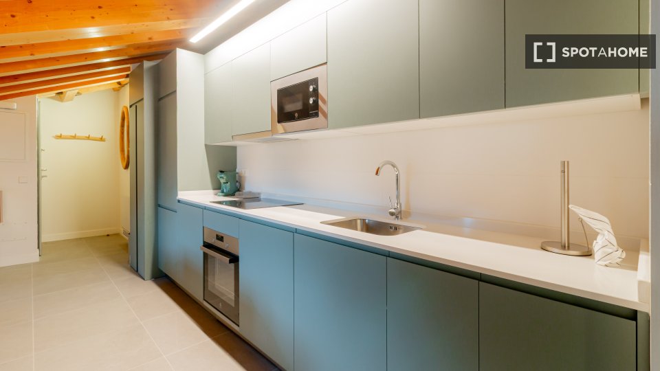 Apartment Madrid, 2 beds — photo 2