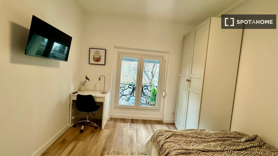 Double room Madrid, 7 beds — photo 9
