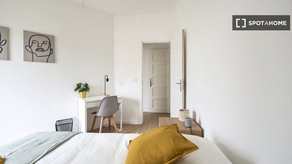 Double room Lisbon, 9 beds — photo 7
