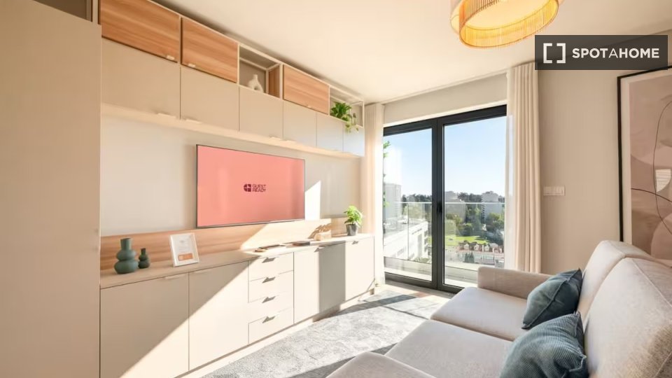 Apartment Lisbon, 2 beds — photo 1