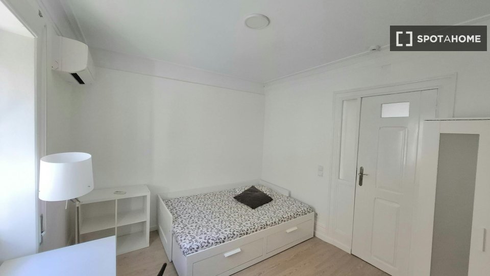 Double room Porto, 20 beds — photo 10