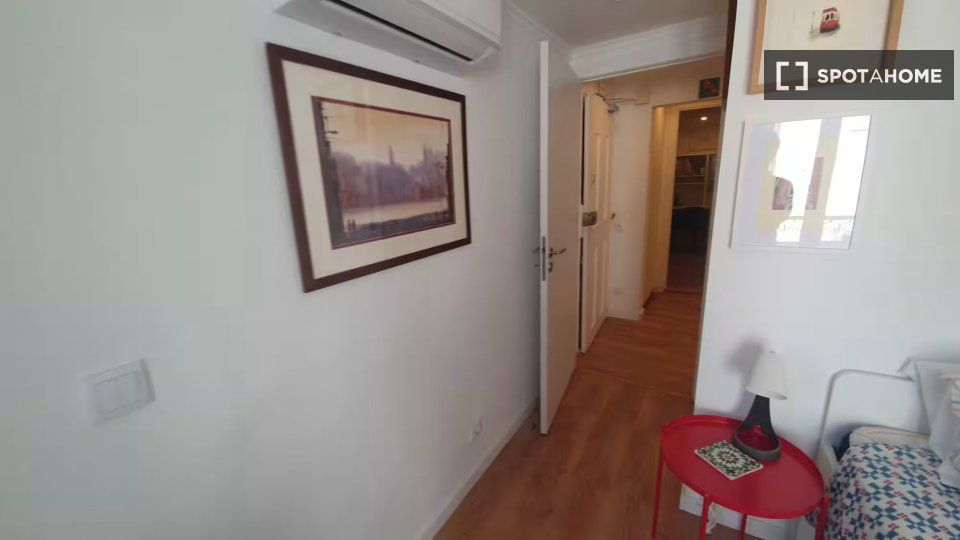 Apartment Lisbon, 2 beds — photo 15
