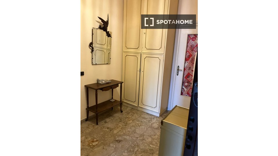 Double room Turin, 4 beds — photo 12