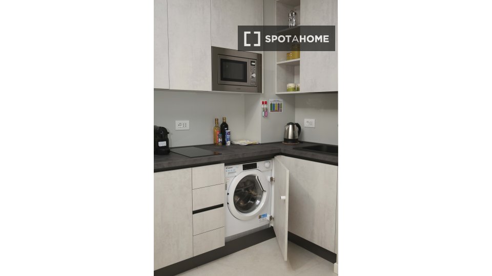 Apartment Milan, 1 bed, 40m² — photo 19