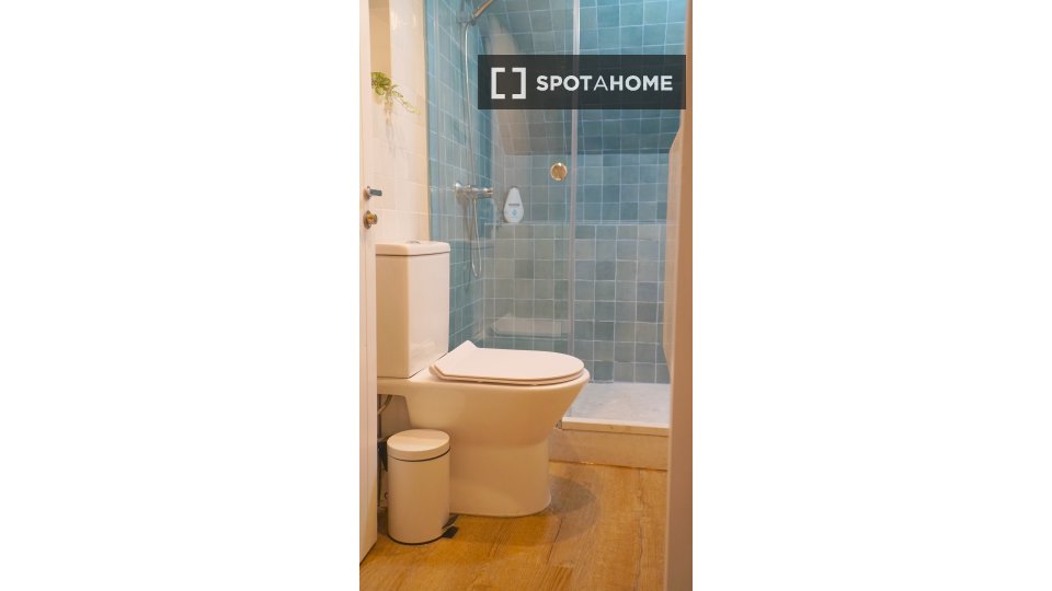 Apartment Lisbon, 3 beds, 135m² — photo 8