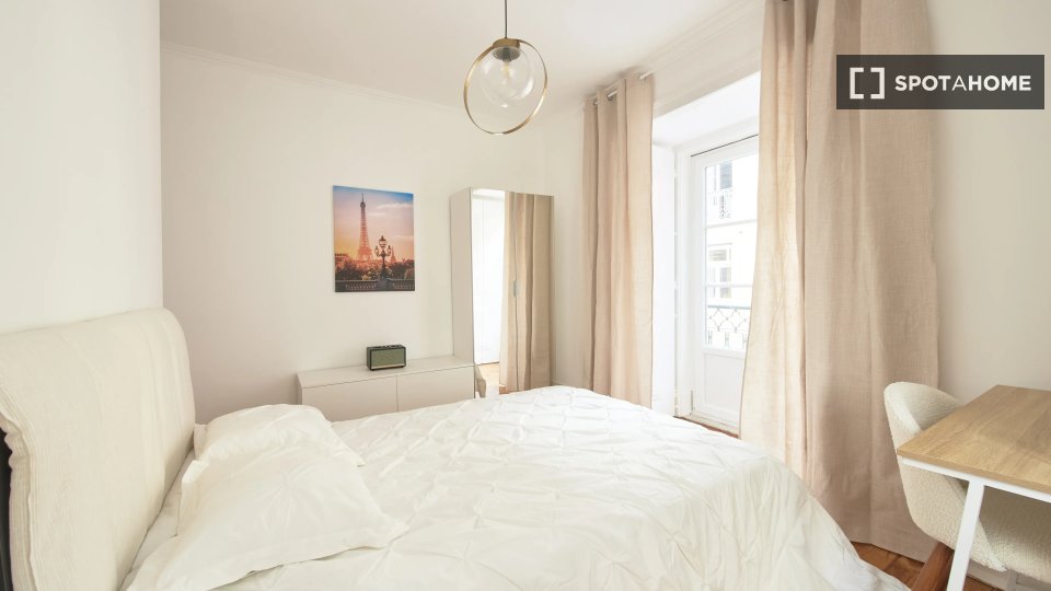 Double room Lisbon, 8 beds — photo 4