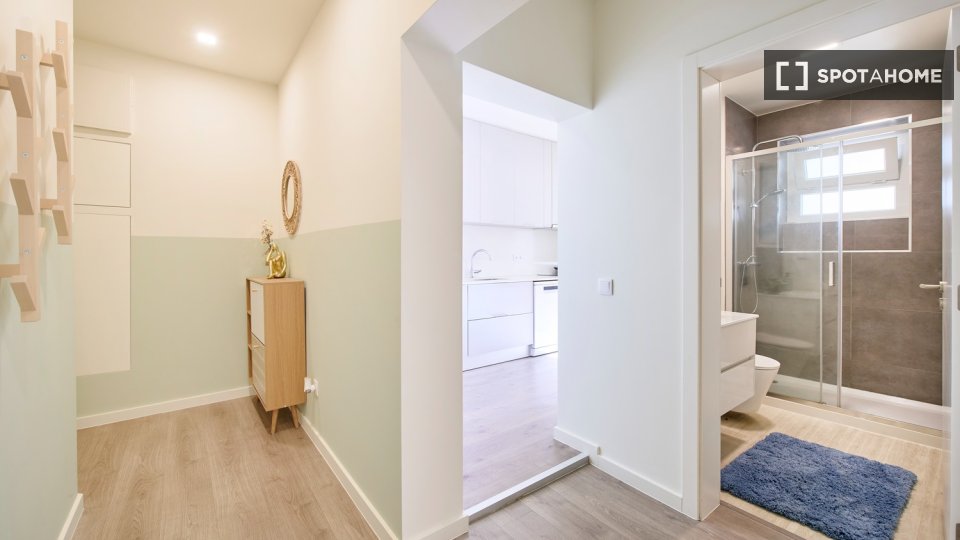 Double room Lisbon, 4 beds — photo 56