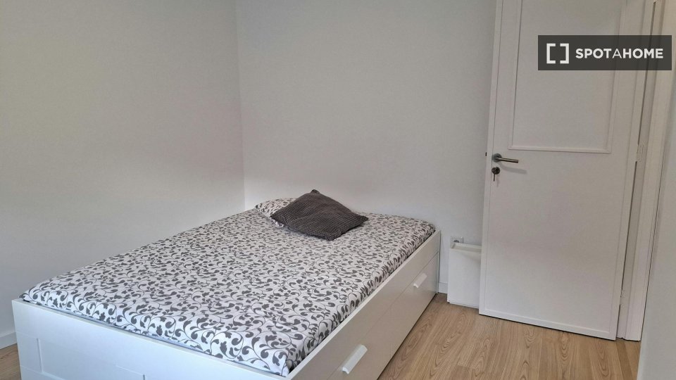 Double room Porto, 4 beds — photo 18