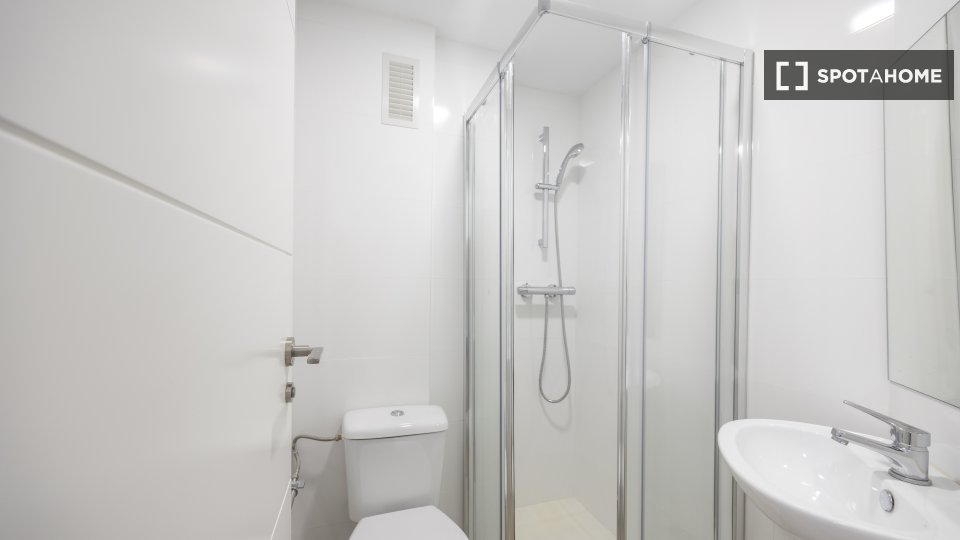 Chambre double Valence, 5 chambres, 100m² — photo 15