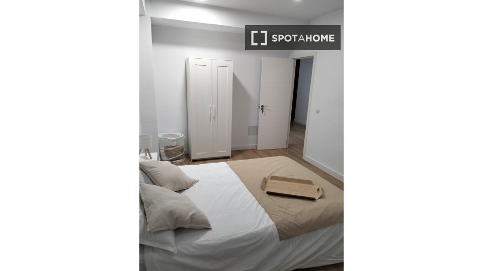 Double room Las_Palmas_De_Gran_Canaria, 7 beds — photo 13
