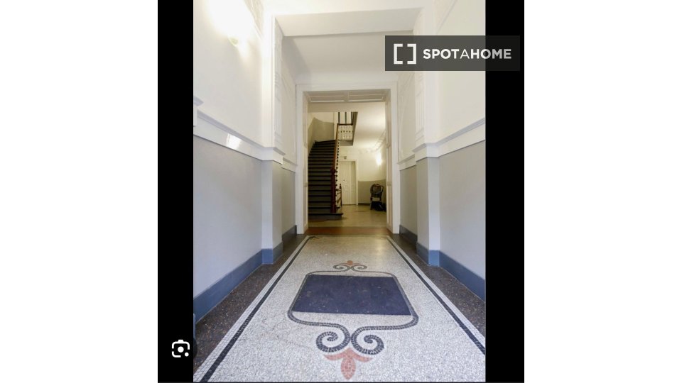 Apartment Hamburg, 2 beds, 85m² — photo 2
